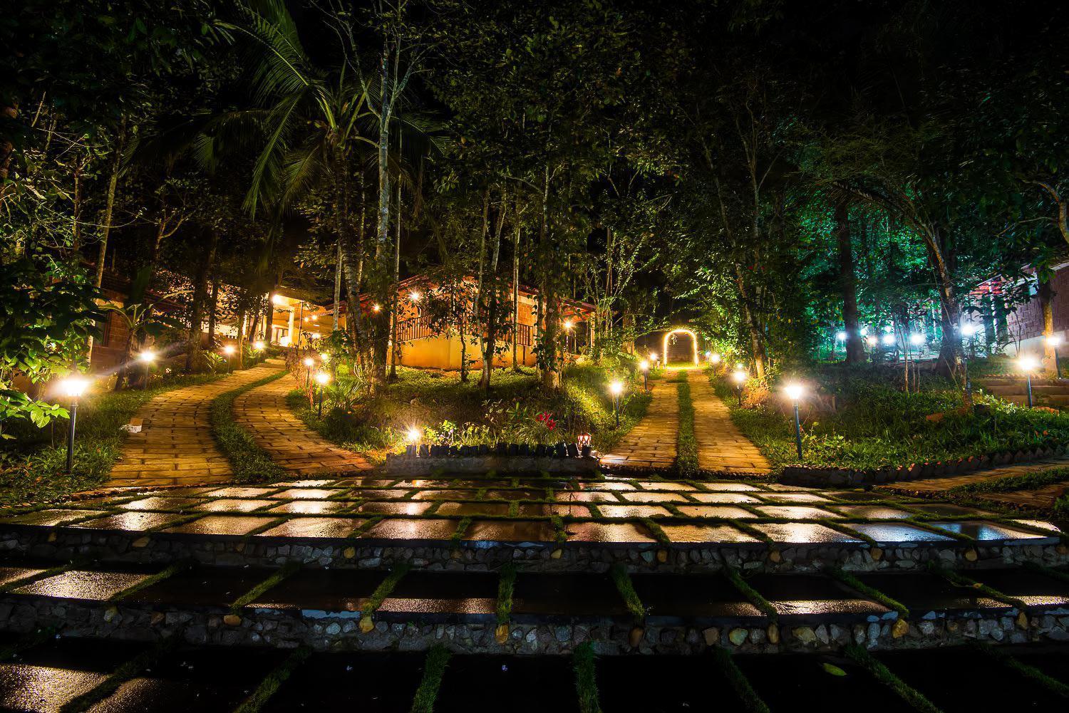Raindrops Resorts Wayanad Sultan Bathery Exterior photo
